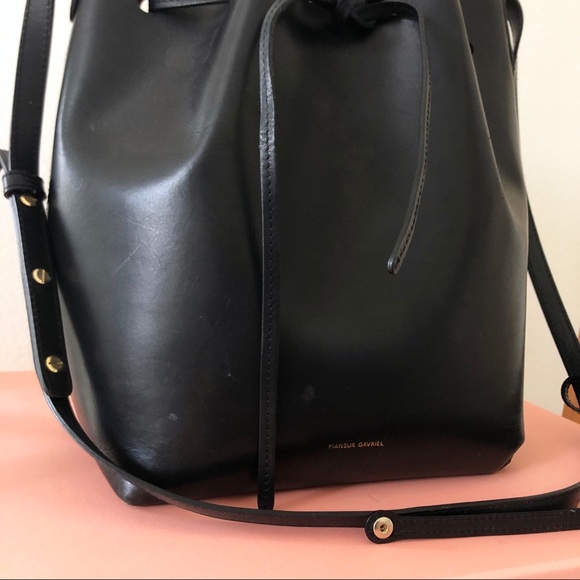 Mansur Gavriel Black Leather Large Bucket Bag - Picture 2 of 8